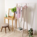 f009
